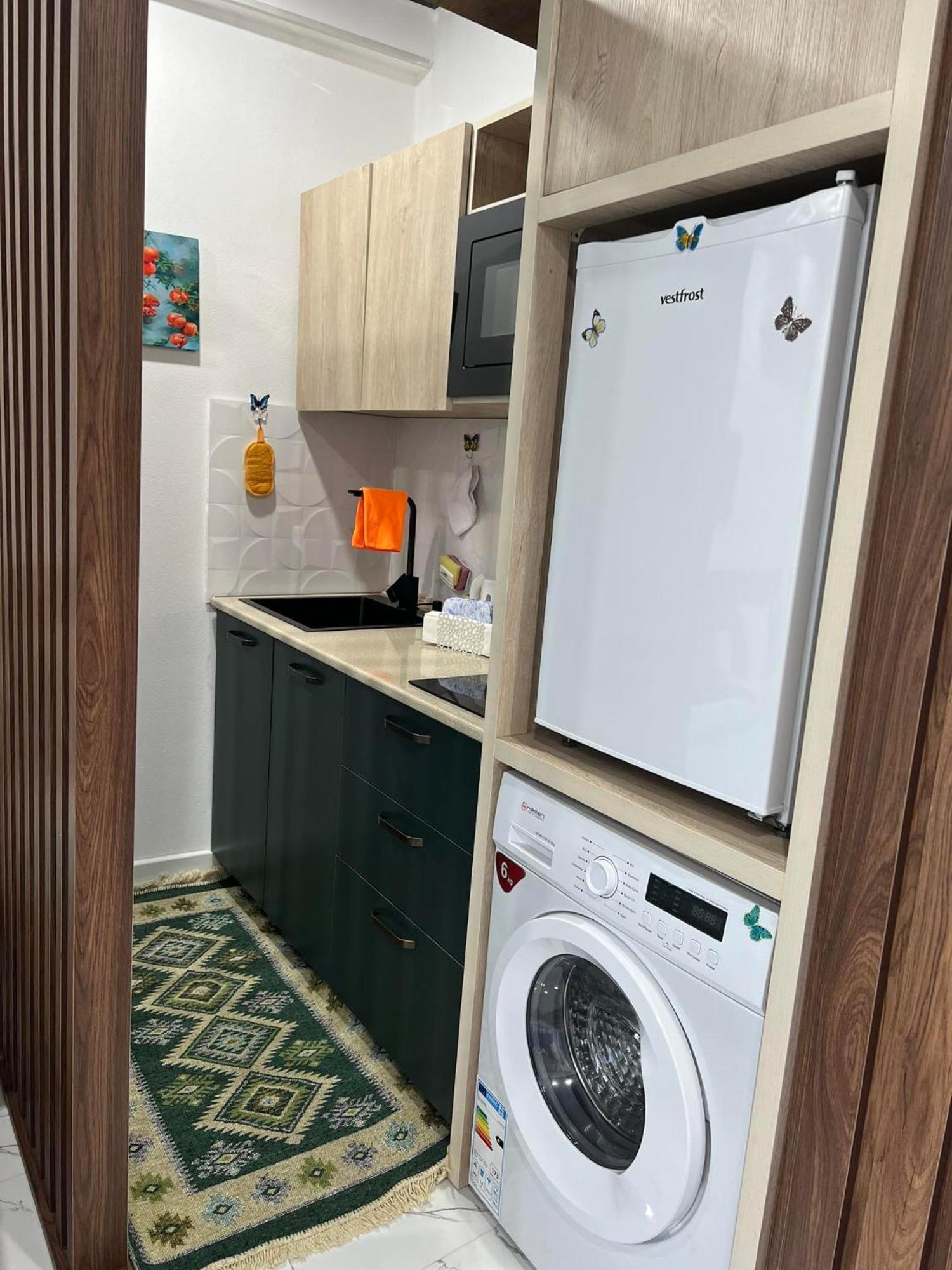 Kutaisi Apartment Bagian luar foto